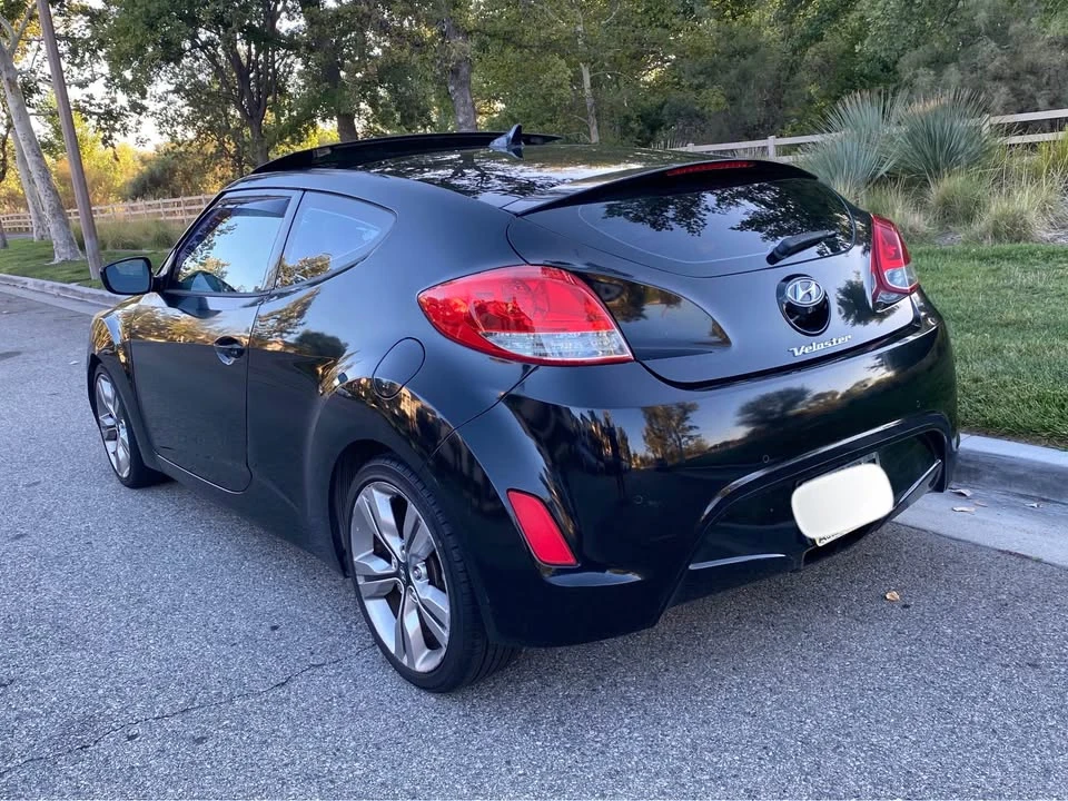 2012 Hyundai Veloster - Image 9 of 20