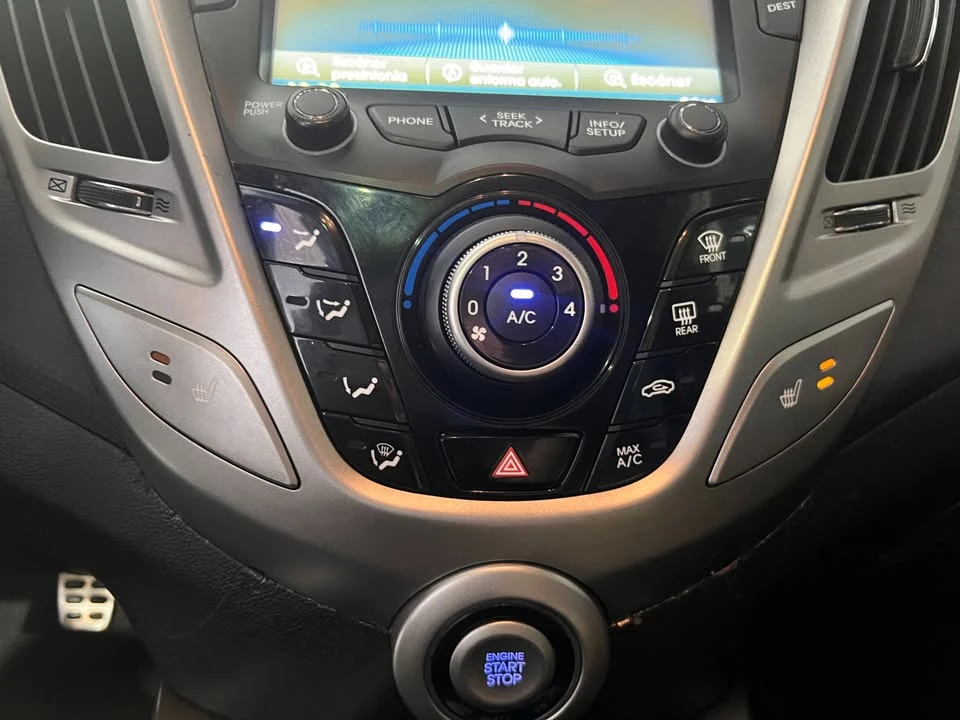 2012 Hyundai Veloster - Image 14 of 16