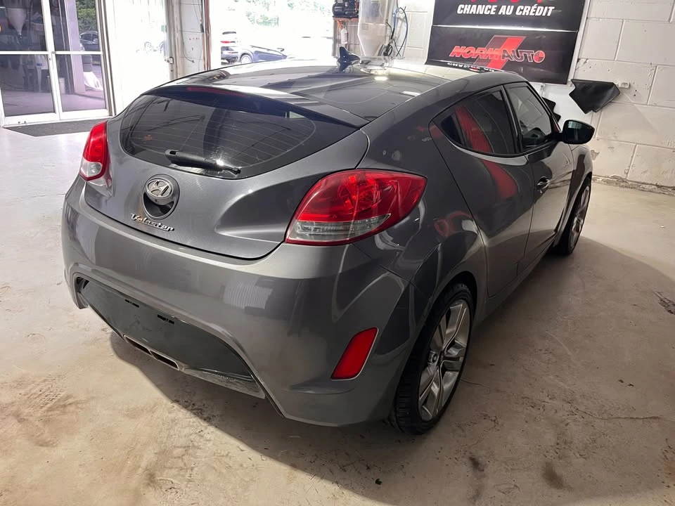 2012 Hyundai Veloster - Image 7 of 16
