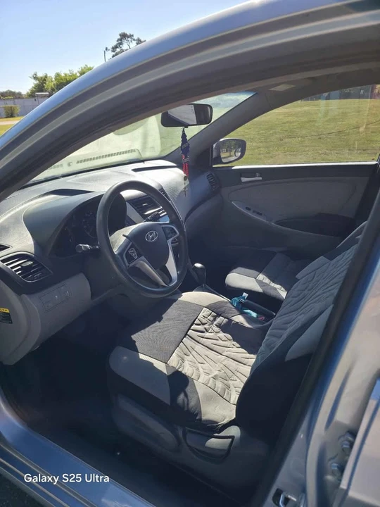 2012 Hyundai Accent - Image 3 of 7