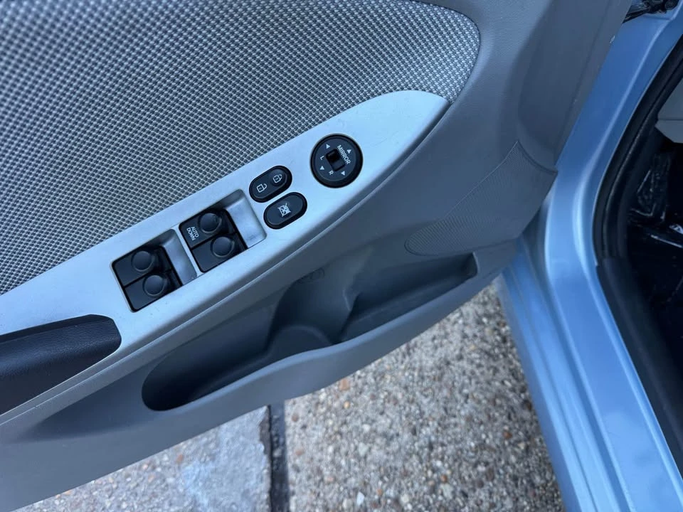 2012 Hyundai Accent - Image 20 of 20