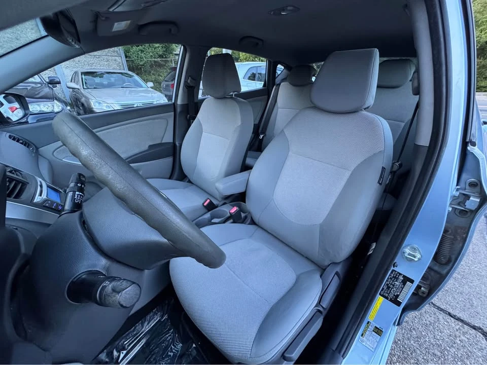 2012 Hyundai Accent - Image 18 of 20
