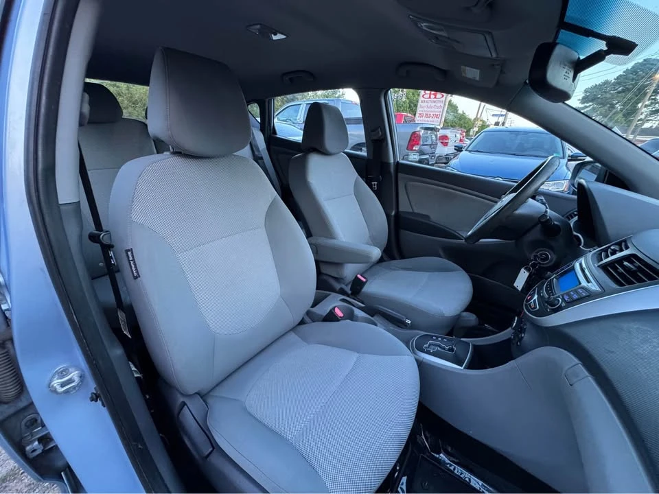 2012 Hyundai Accent - Image 14 of 20