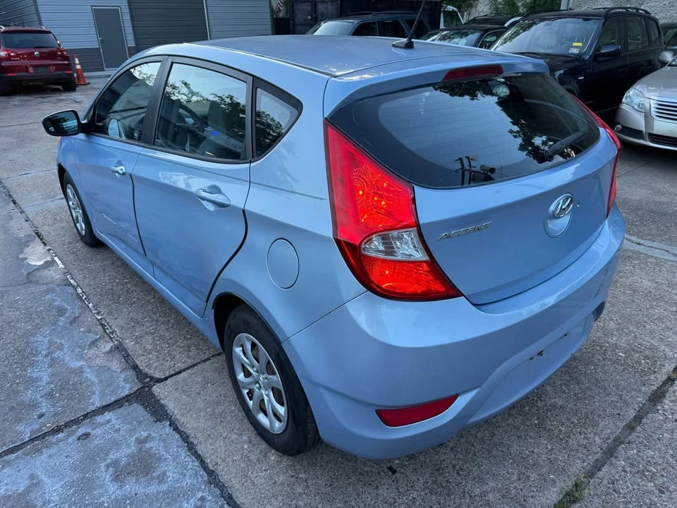 2012 Hyundai Accent - Image 3 of 20