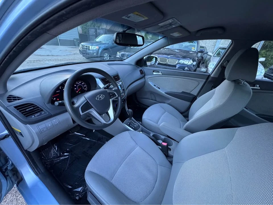 2012 Hyundai Accent - Image 19 of 20