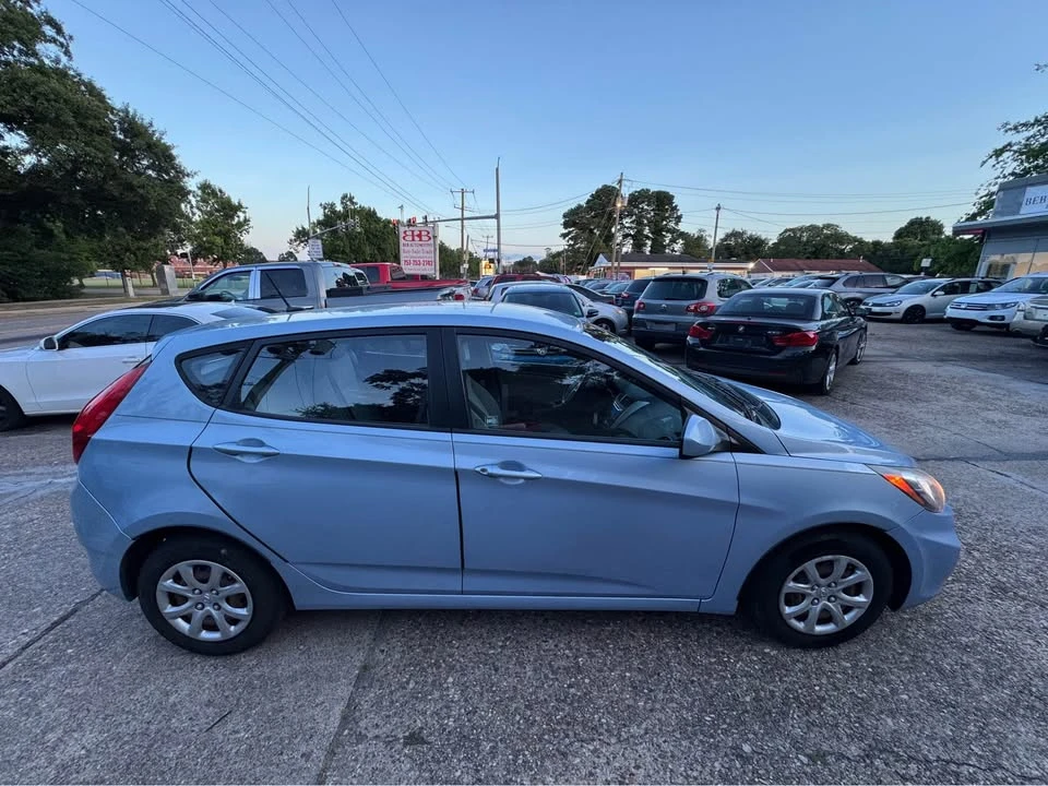 2012 Hyundai Accent - Image 6 of 20