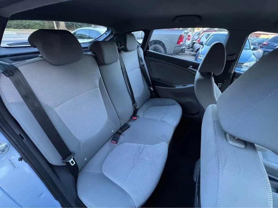 2012 Hyundai Accent - Image 15 of 20