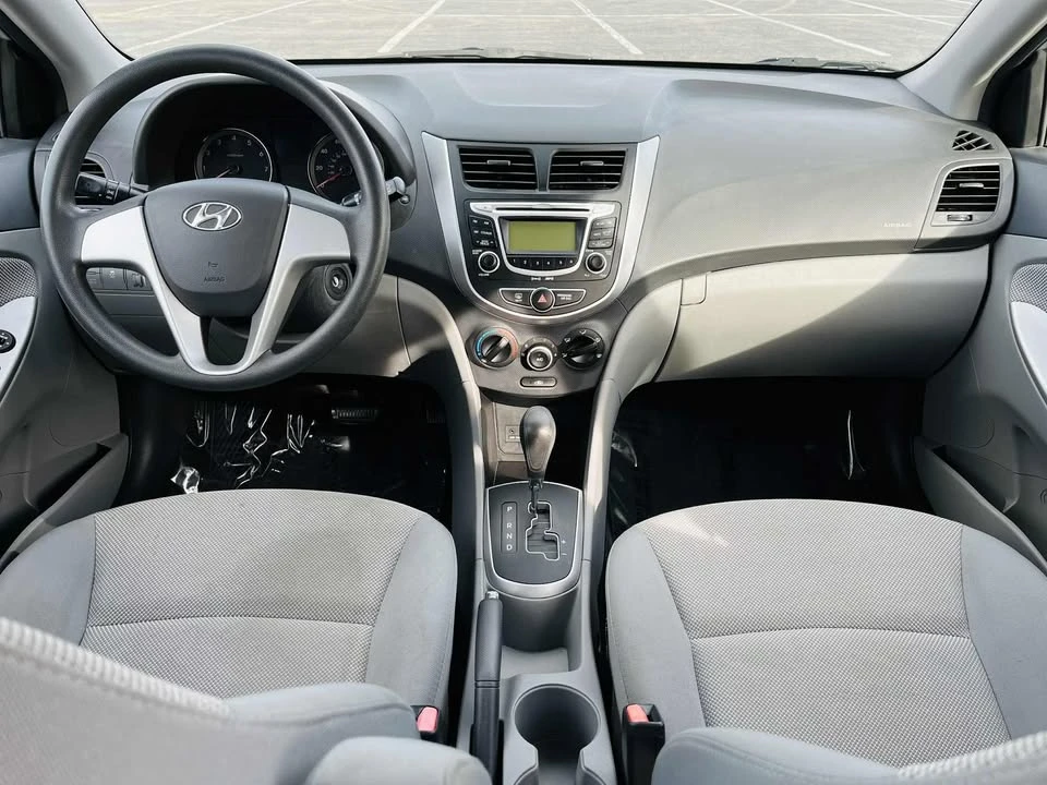 2012 Hyundai Accent - Image 9 of 16