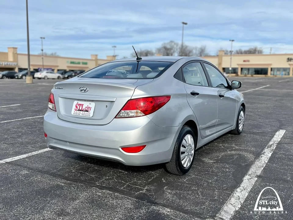 2012 Hyundai Accent - Image 6 of 16