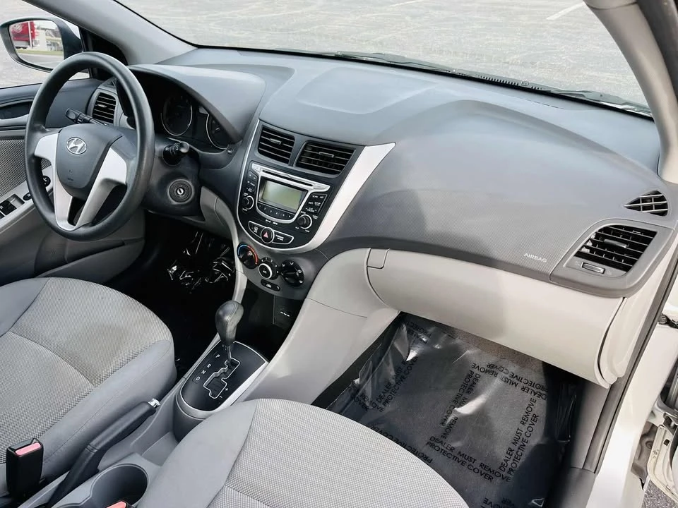 2012 Hyundai Accent - Image 12 of 16