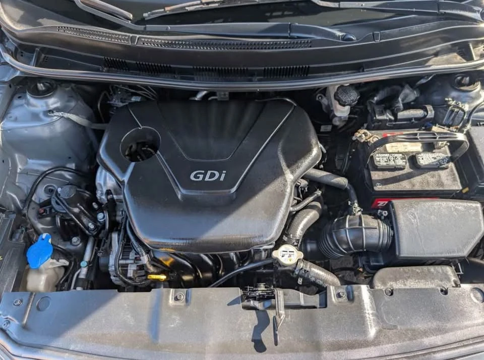 2012 Hyundai Accent - Image 11 of 11
