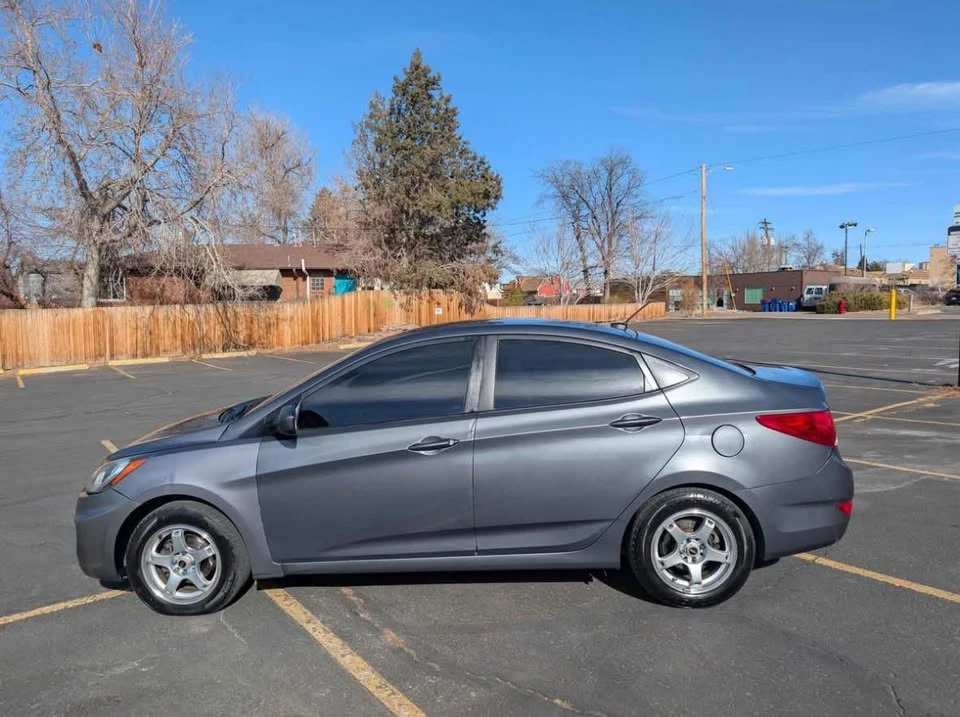 2012 Hyundai Accent - Image 4 of 11