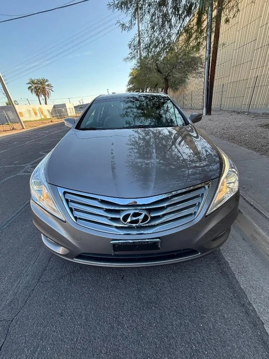 2012 Hyundai Azera - Image 2 of 13