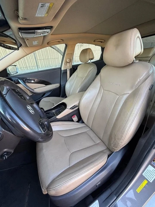 2012 Hyundai Azera - Image 8 of 13