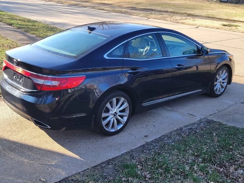 2012 Hyundai Azera - Image 5 of 6