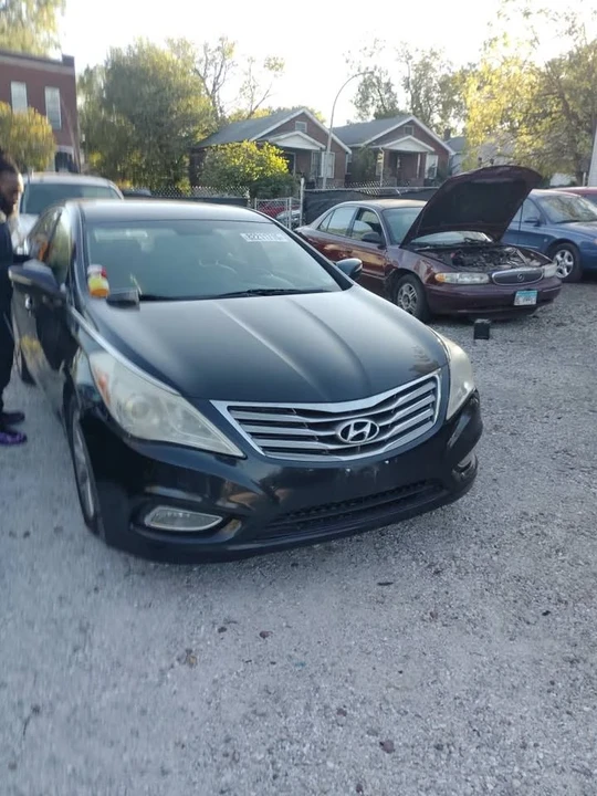 2012 Hyundai Azera - Image 3 of 5
