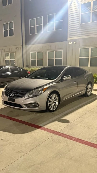 2012 Hyundai Azera - Image 3 of 12