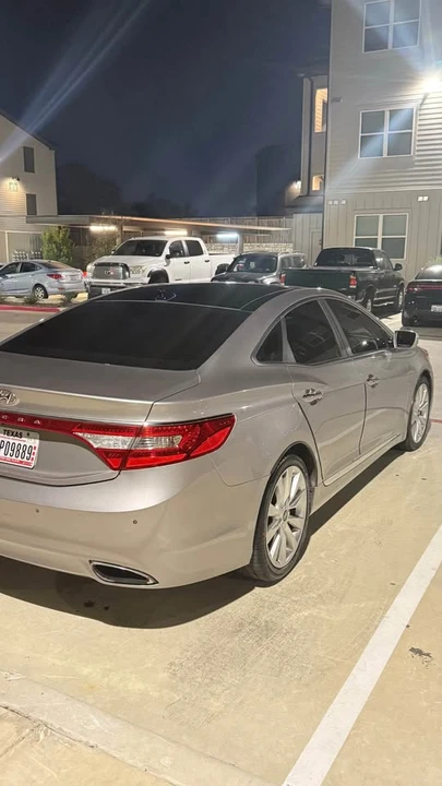 2012 Hyundai Azera - Image 6 of 12