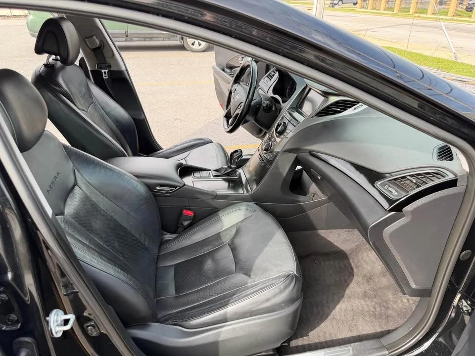 2012 Hyundai Azera - Image 15 of 20