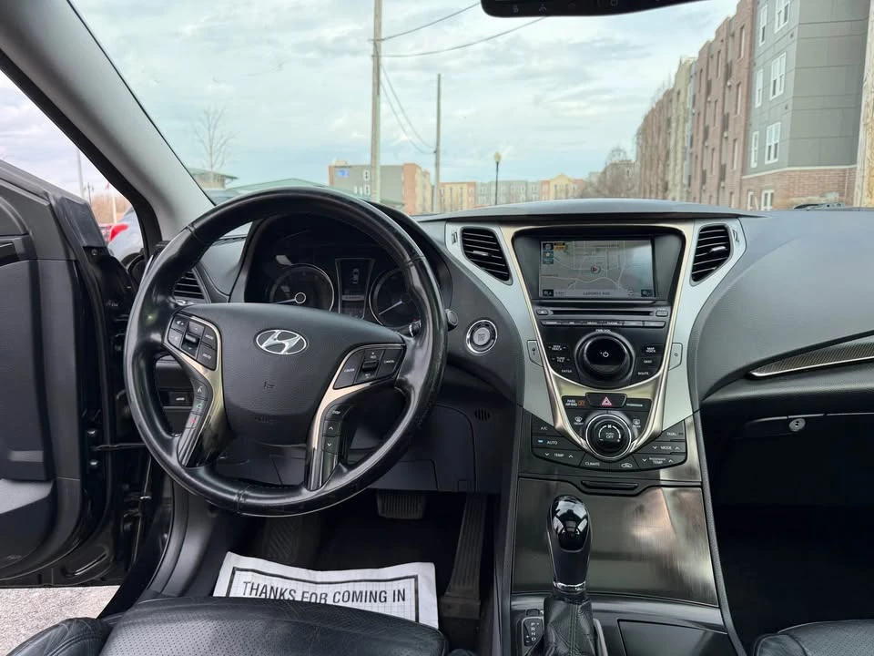 2012 Hyundai Azera - Image 12 of 20