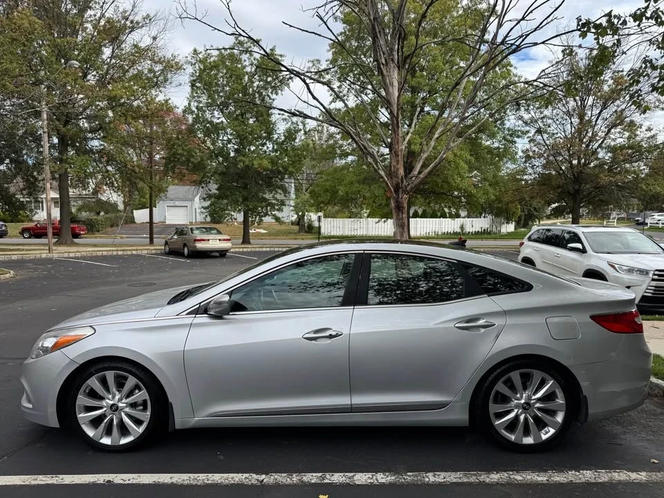 2012 Hyundai Azera - Image 4 of 9