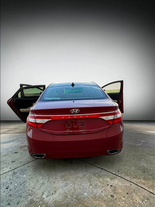 2012 Hyundai Azera - Image 3 of 10