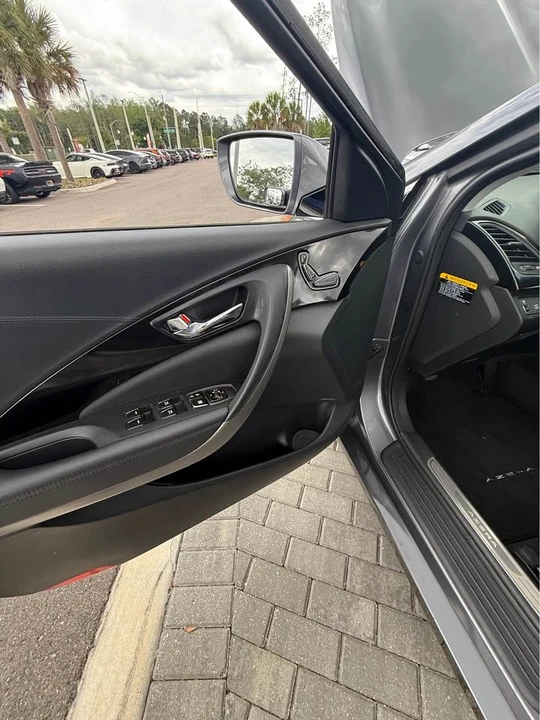 2012 Hyundai Azera - Image 16 of 18