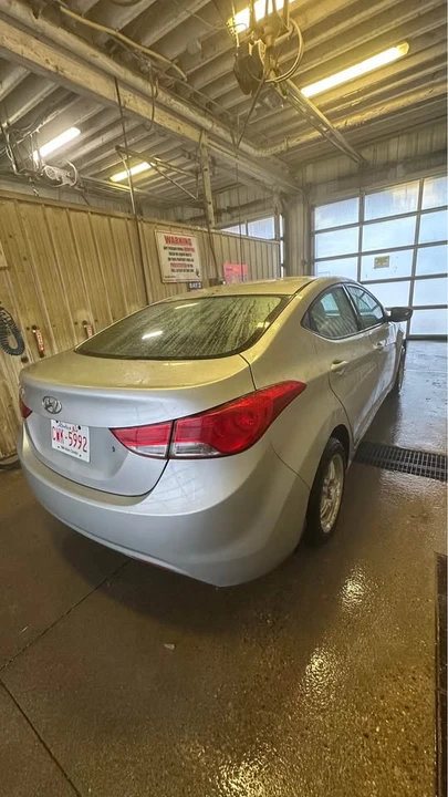 2012 Hyundai Elantra - Image 4 of 9