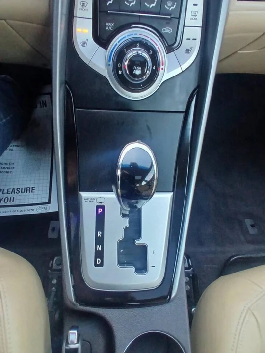 2012 Hyundai Elantra - Image 15 of 20