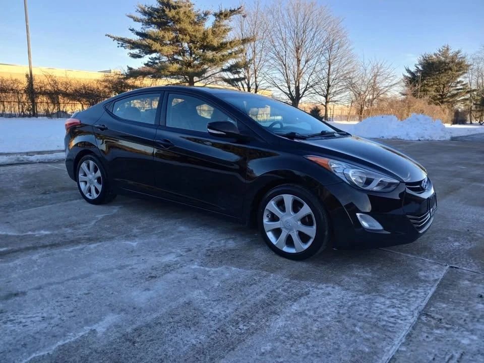2012 Hyundai Elantra - Image 10 of 20