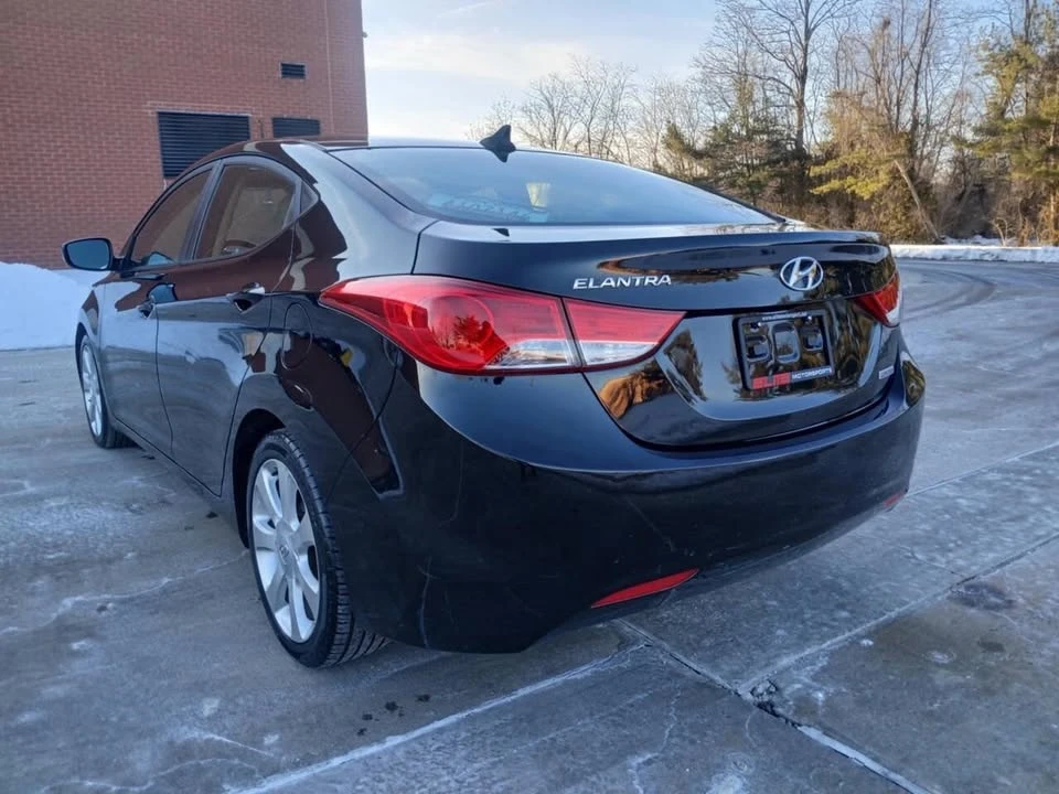 2012 Hyundai Elantra - Image 5 of 20