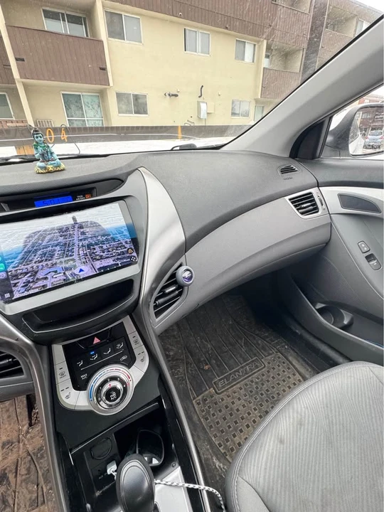 2012 Hyundai Elantra - Image 7 of 10
