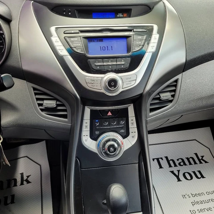 2012 Hyundai Elantra - Image 7 of 11