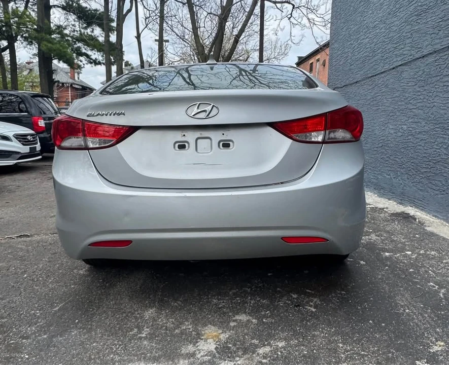2012 Hyundai Elantra - Image 2 of 6