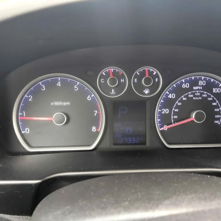 2012 Hyundai Elantra - Image 15 of 17