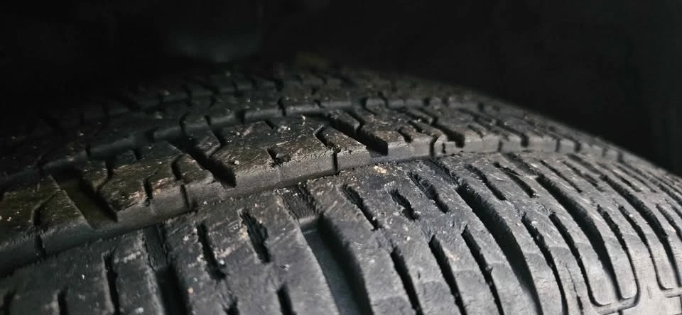 2012 Hyundai Elantra - Image 8 of 17