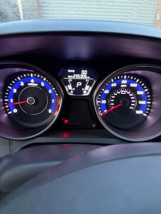 2012 Hyundai Elantra - Image 3 of 9