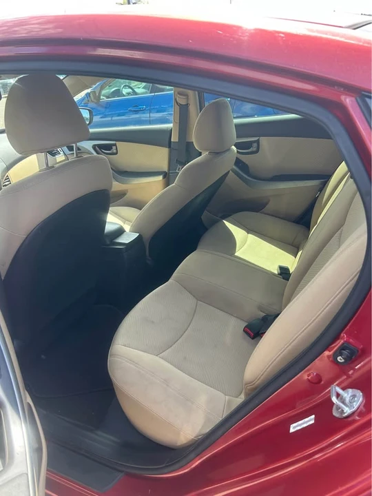 2012 Hyundai Elantra - Image 2 of 5
