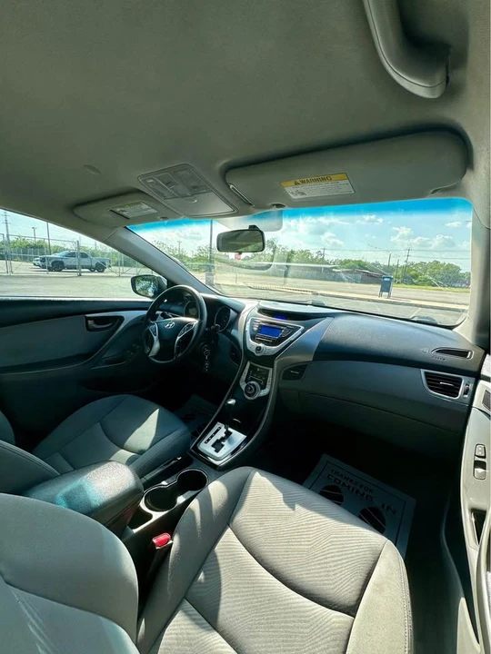 2012 Hyundai Elantra - Image 8 of 8