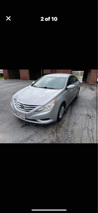 2012 Hyundai Elantra - Image 2 of 10