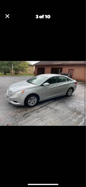 2012 Hyundai Elantra - Image 3 of 10