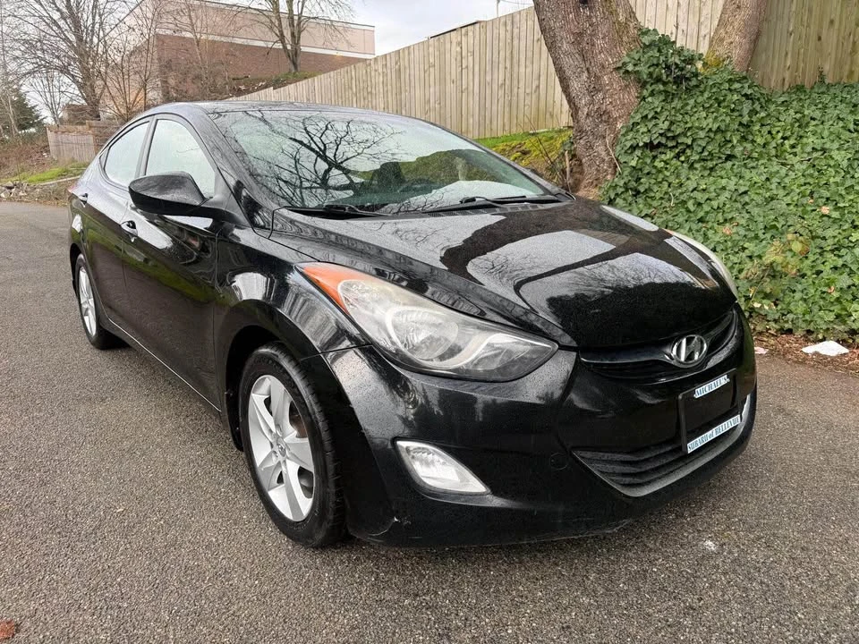 2012 Hyundai Elantra - Image 2 of 12