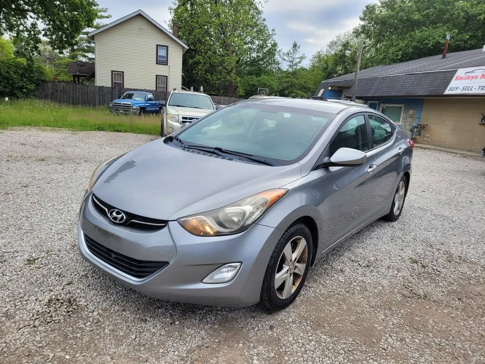 2012 Hyundai Elantra - Image 6 of 13
