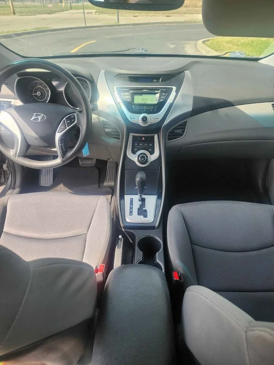 2012 Hyundai Elantra - Image 3 of 9