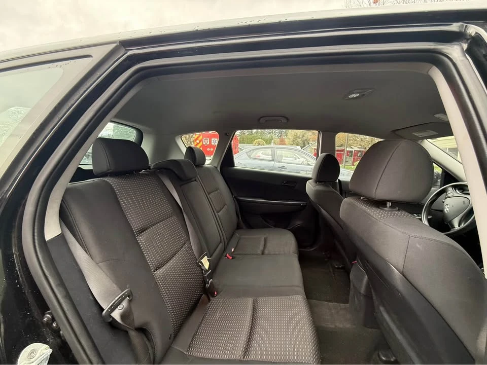 2012 Hyundai Elantra - Image 3 of 4