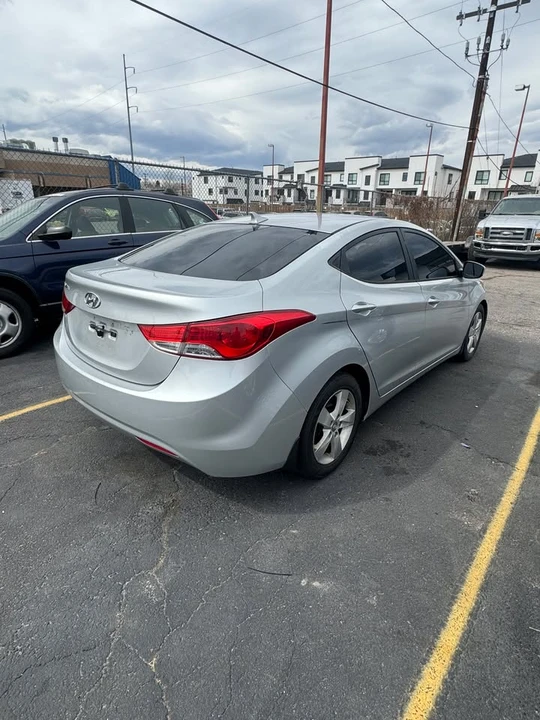 2012 Hyundai Elantra - Image 2 of 8