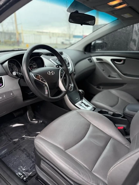 2012 Hyundai Elantra - Image 5 of 11