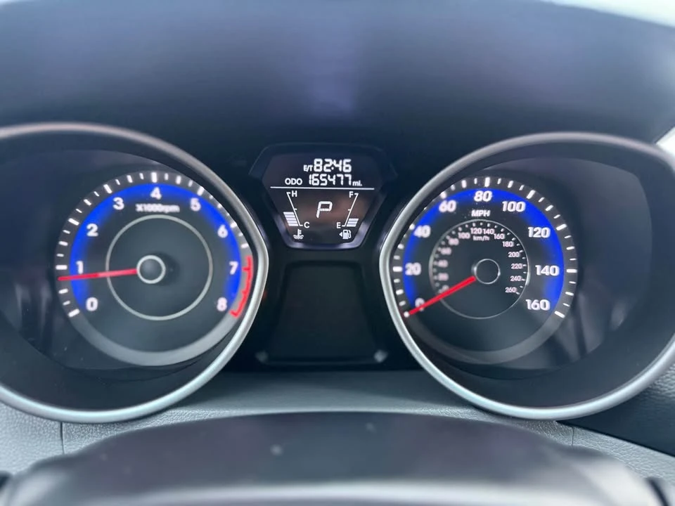 2012 Hyundai Elantra - Image 11 of 11
