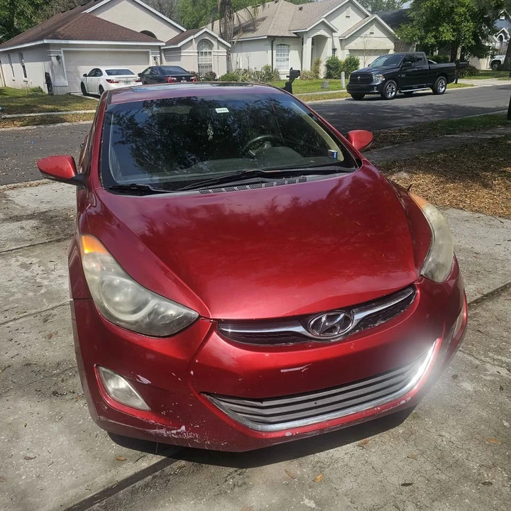 2012 Hyundai Elantra - Image 2 of 8