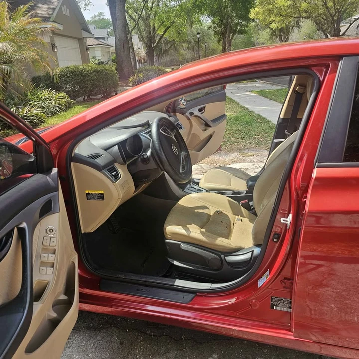 2012 Hyundai Elantra - Image 8 of 8